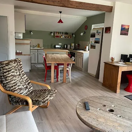 Apartman Au Calme, En Bord De Riviere