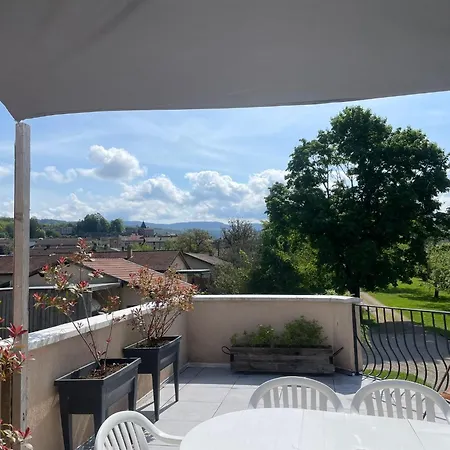 Au Calme, En Bord De Riviere Apartman Poncin